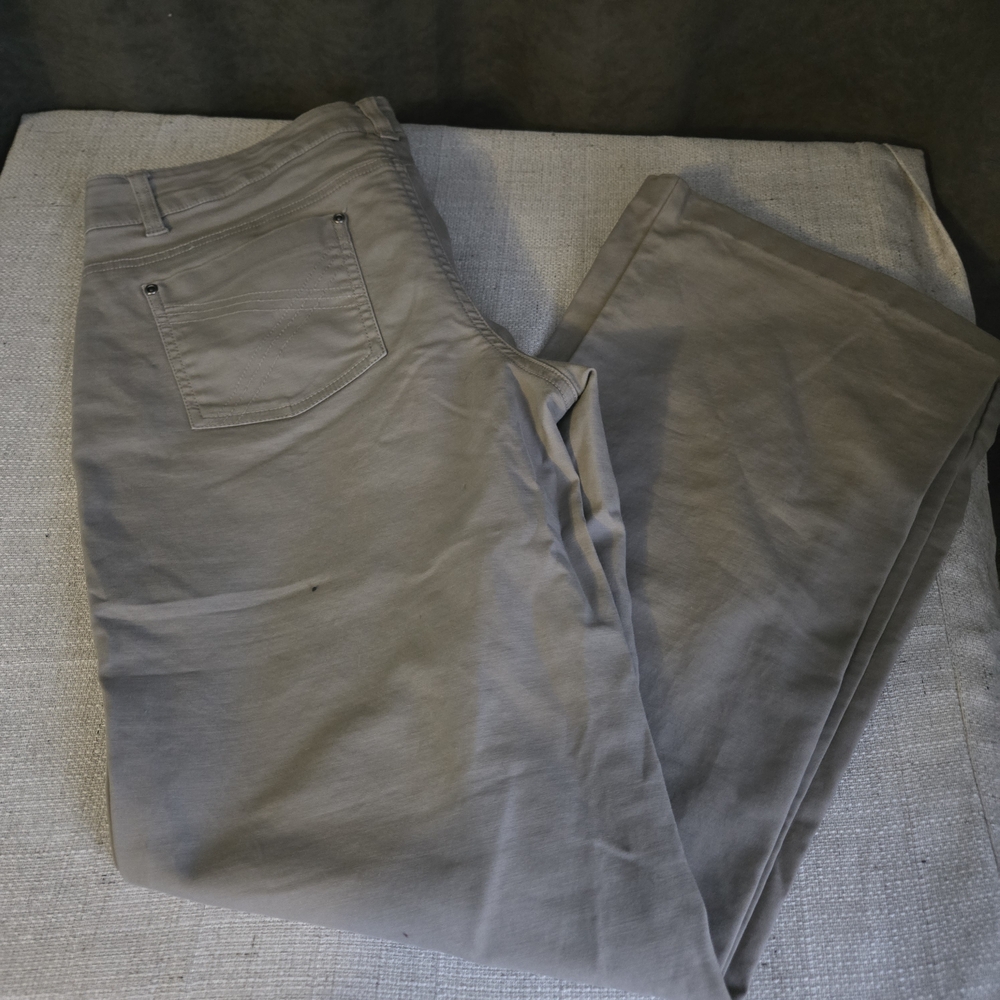 Women's Classic Tan Trousers